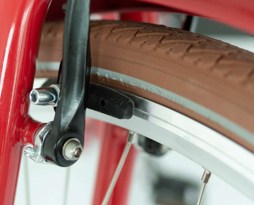 E-Bike Rot Detail Bremse 2