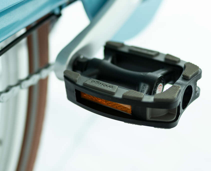 E-Bike Blau Detail Pedal